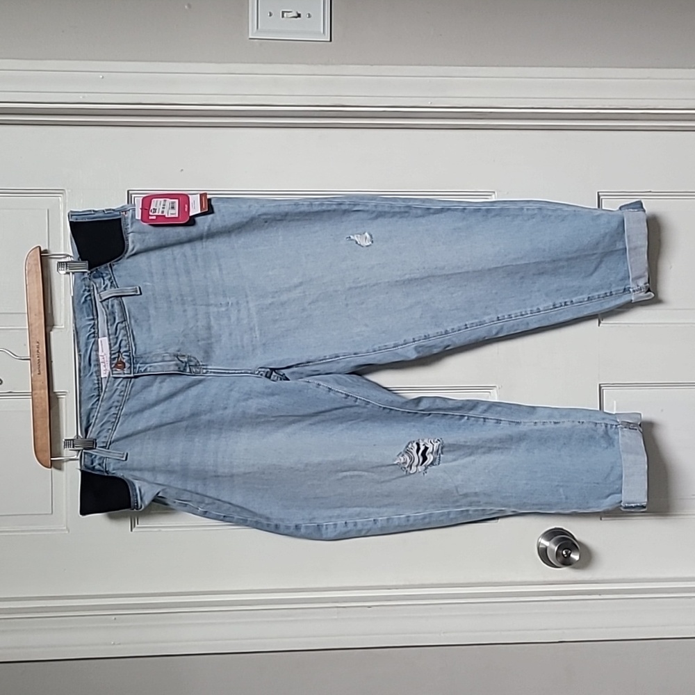 Maternity Boyfriend Jeans size 12